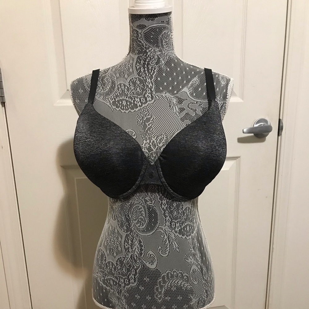 Victoria’s Secret 38DDD bra